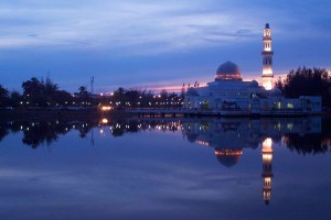 AirAsia Promotion To Terengganu - Tengku Tengah Zaharah Mosque